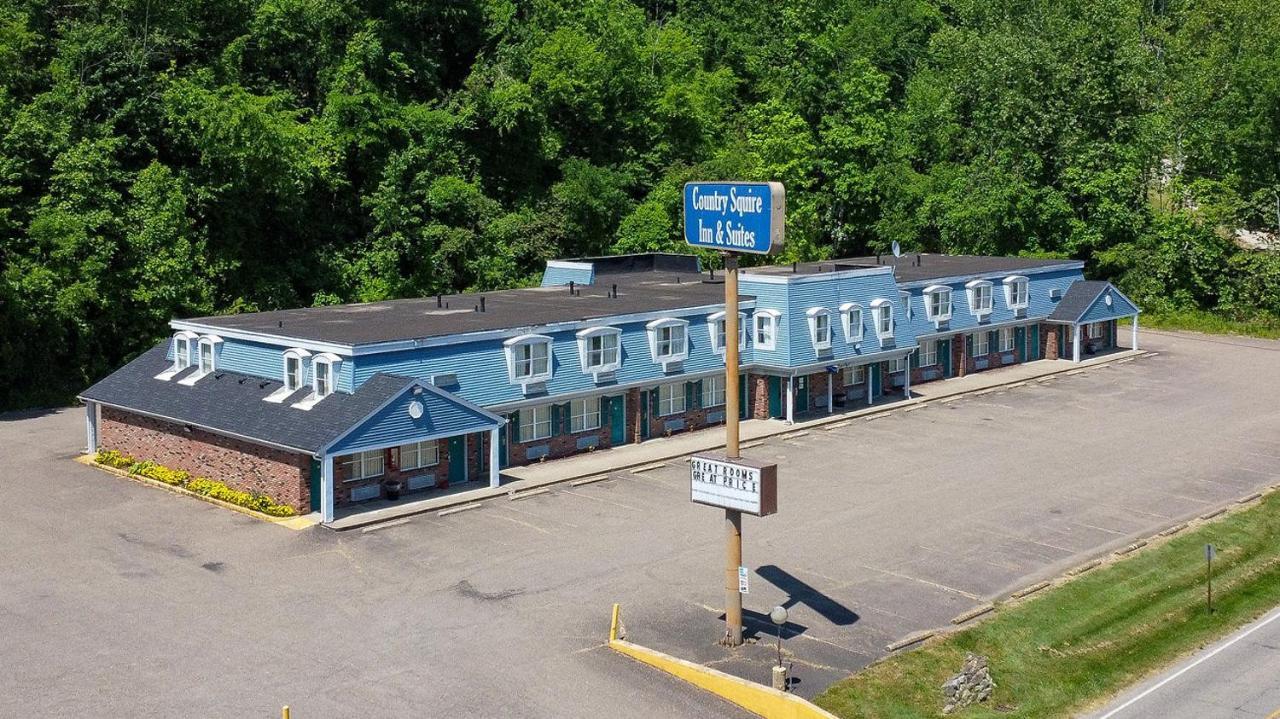 Country Squire Inn And Suites Coshocton Zewnętrze zdjęcie